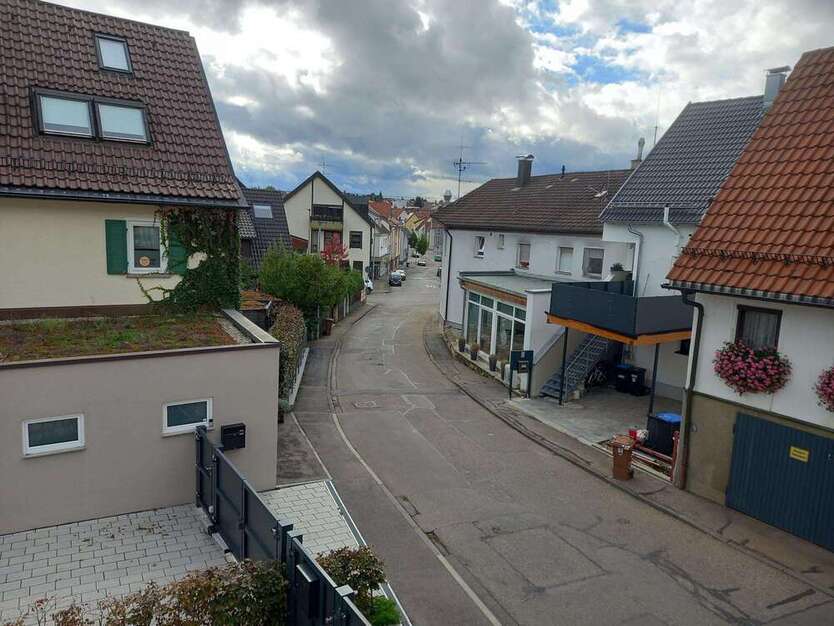 Haus zum Kaufen in Esslingen Berkheim 689.000 € 224 m²