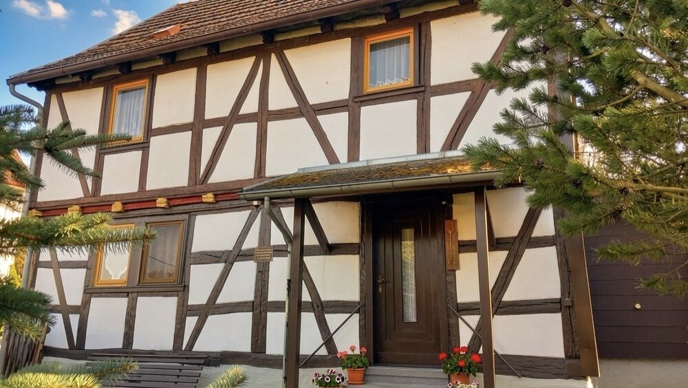 Gerstungen-OT, EFH + Nebengeb. -Reserviert- - Einfamilienhaus Gerstungen Förtha | Angebot:26198694