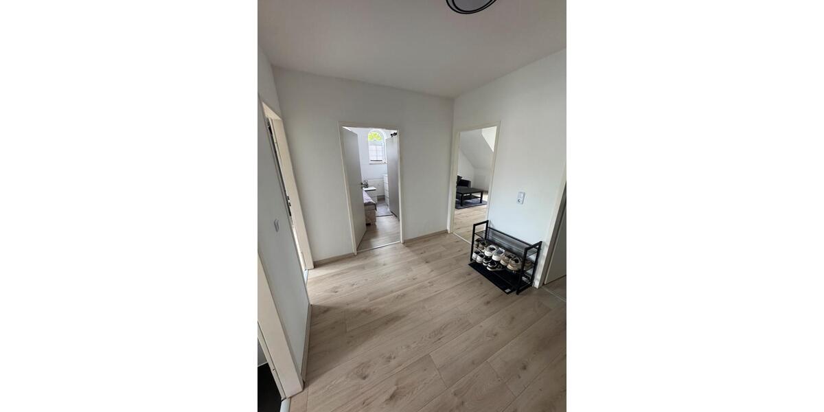 Dachgeschoßwohnung Hagen im Bremischen - 3 Zimmer, 75 m&sup2;, 660&euro; | Angebot:26670645