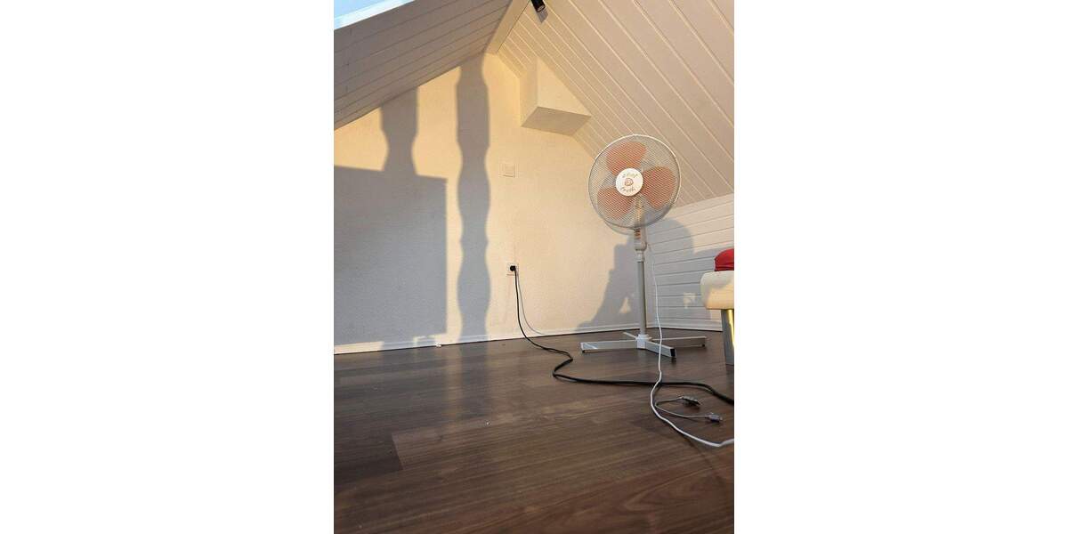 Möblierte Wohnung, gemütliches Altbau-Dachgeschoss Studio 1 zimmer