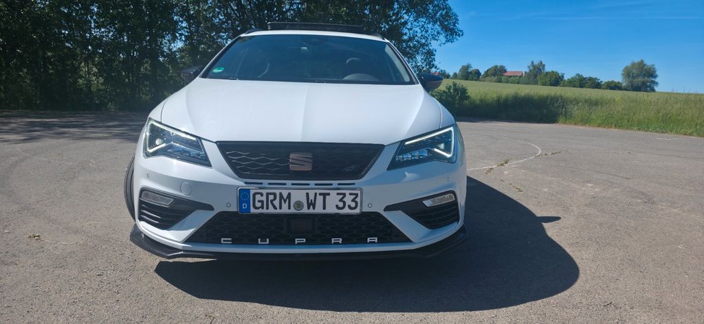 Seat Leon 112.000 km 17.990 &euro; Grimma 04668