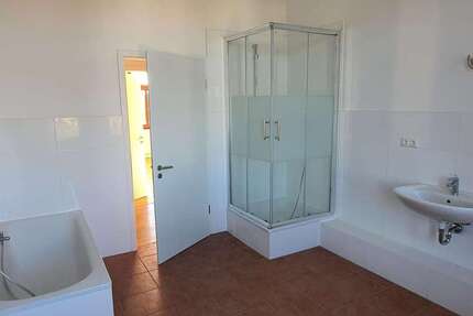 Wohnung zum Mieten in Stralsund 1.056 € 120 m² 4 zimmer