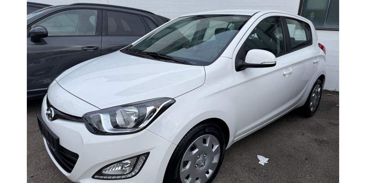 Hyundai i20 152.000 km 5.590 &euro; Nürnberg 90471