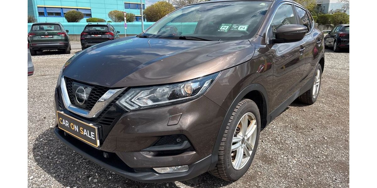 Nissan Qashqai 164.625 km 8.999 &euro; Bad Kötzting 93444