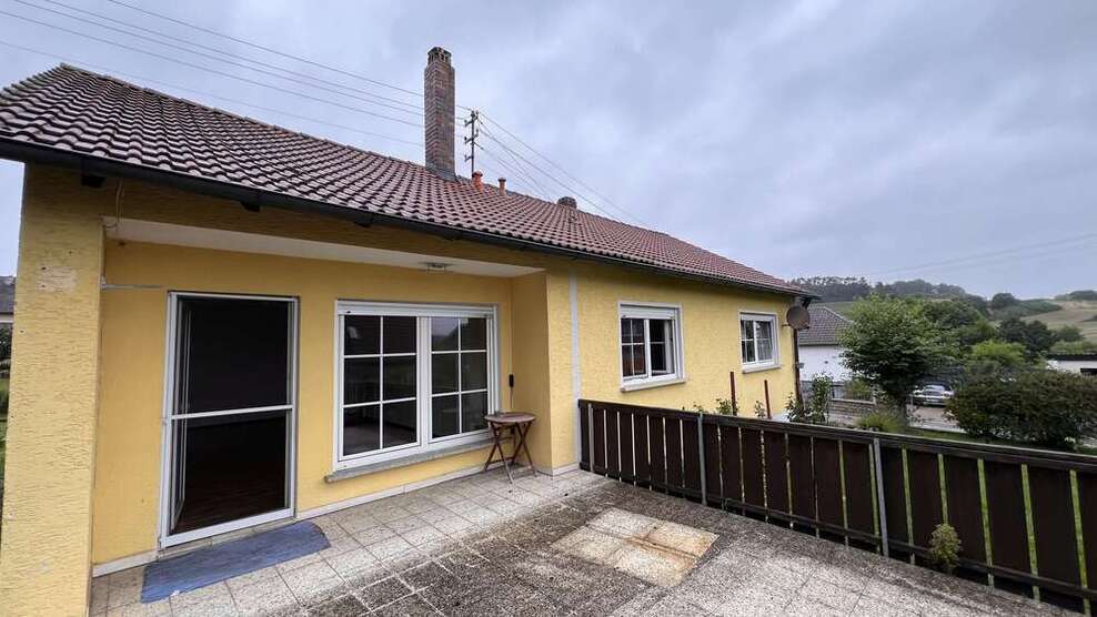 Haus zum Kaufen in Hallerndorf 450.000 € 120 m²