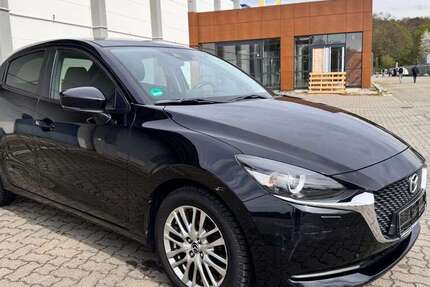 Mazda 2 87.000 km 9.990 &euro; Salzgitter 38226