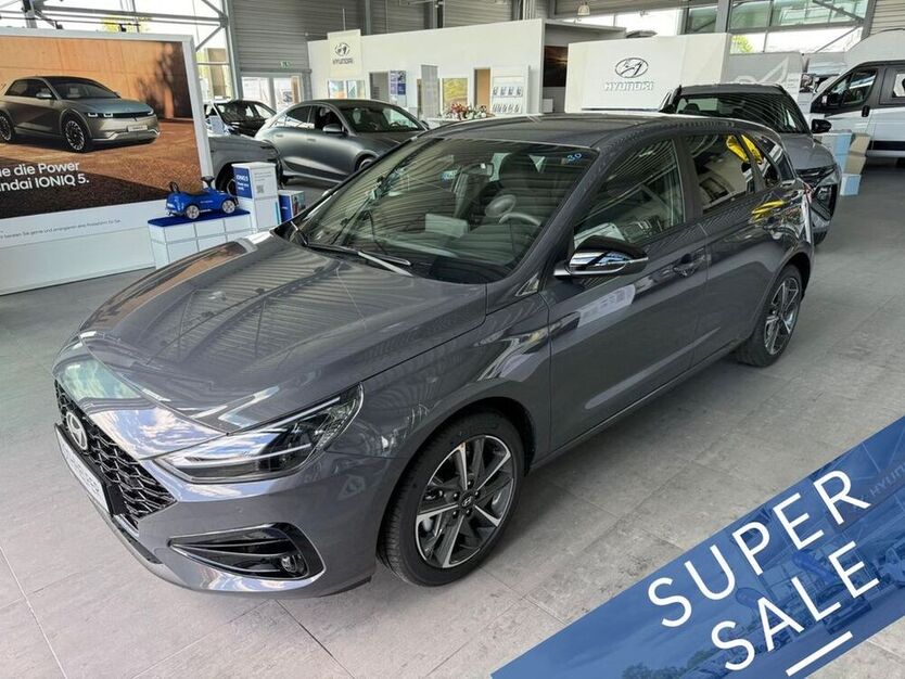 i30