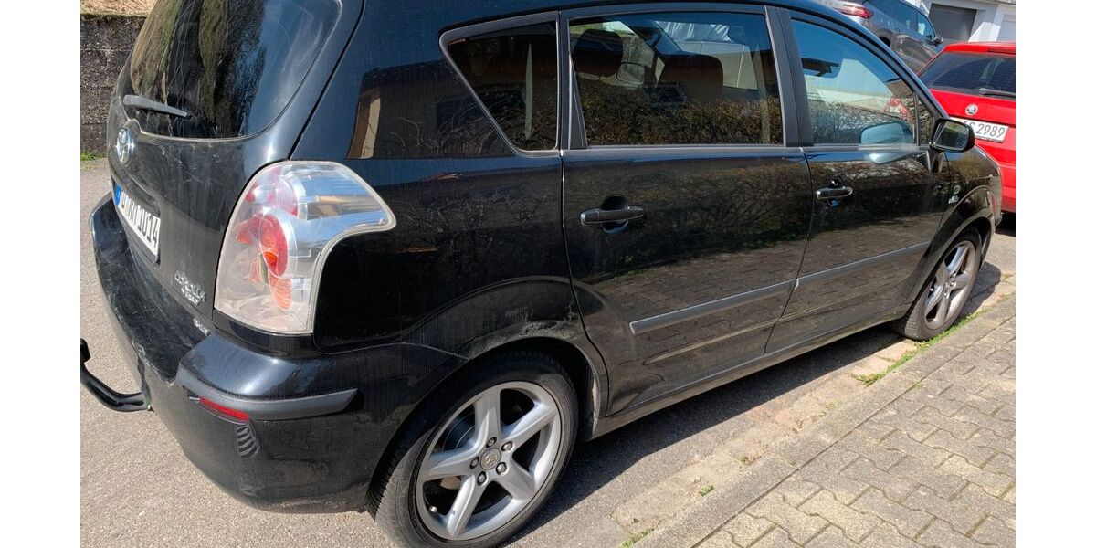 Toyota Corolla Verso 183.000 km 2.000 &euro; Bammental 69245