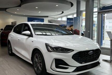 Ford Focus 18.500 km 21.990 &euro; Nabburg 92507