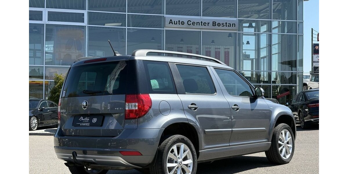 Skoda Yeti 1.2 TSI Drive KAMERA/NAVI/CARPLAY/1.HAND 92.596 km 11.900 &euro; Villingen-Schwenningen 78054
