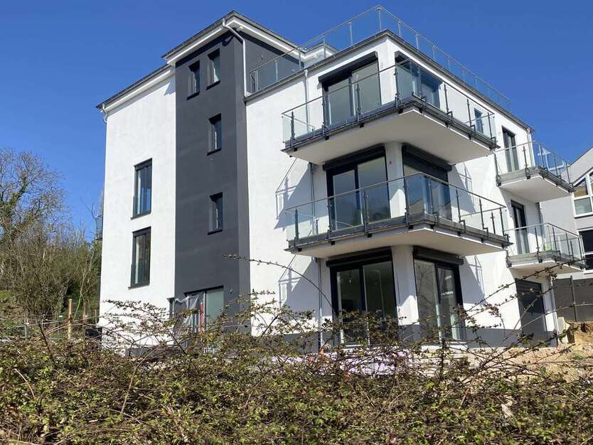 Wohnung zum Kaufen in Gau Bischofsheim 541.000 € 145 m²