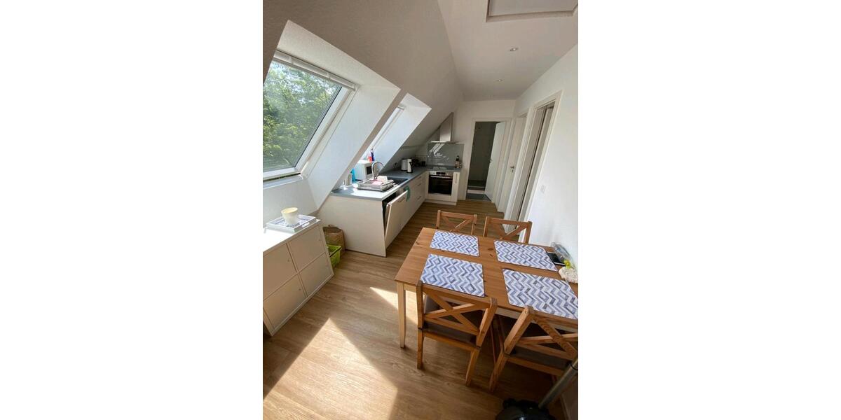 Dachgeschoßwohnung Stuttgart Stuttgart-West - 1 Zimmer, 12 m&sup2;, 520&euro; | Angebot:24994557