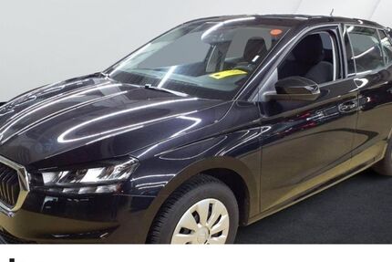 Skoda Fabia 22.585 km 15.530 &euro; Bühl 77815