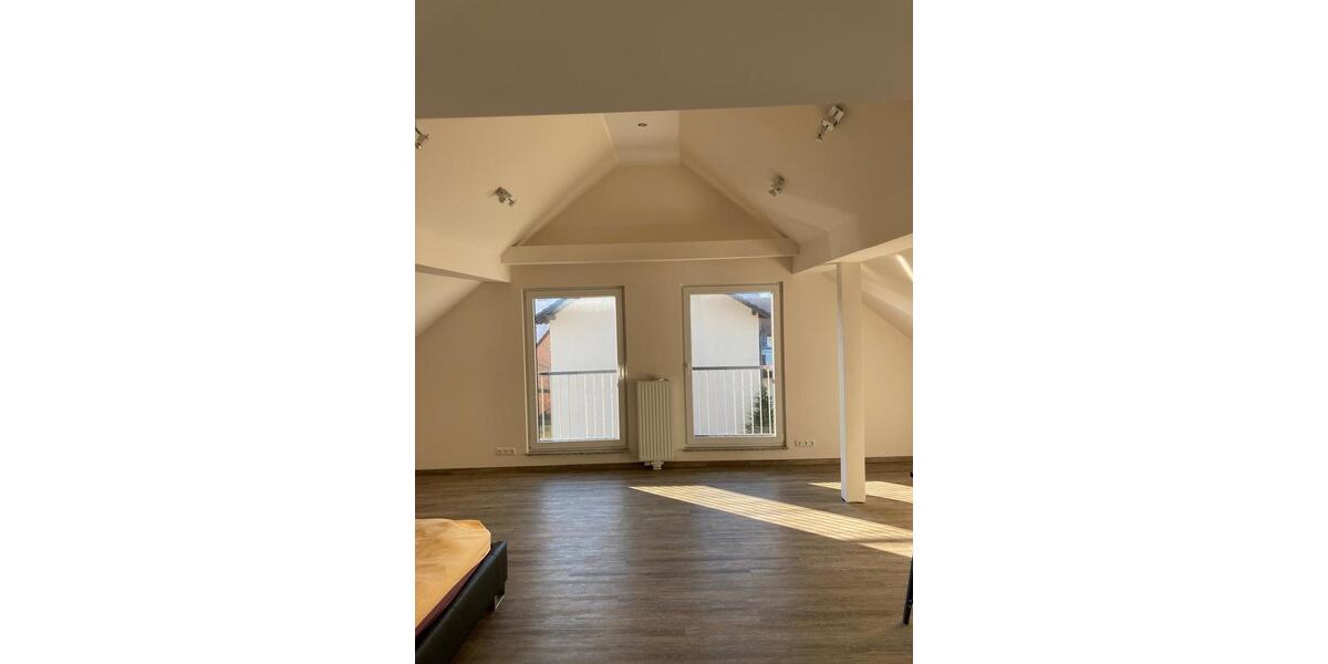 Dachgeschoßwohnung Eiterfeld - 3 Zimmer, 90 m&sup2;, 550&euro; | Angebot:24514146