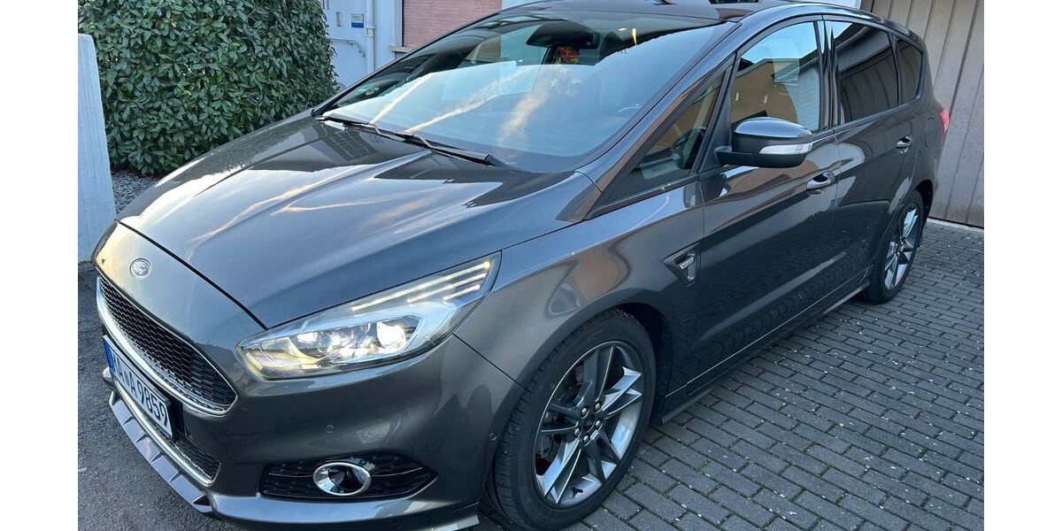 Ford S-Max 112.700 km 16.900 &euro; Mannheim 68219