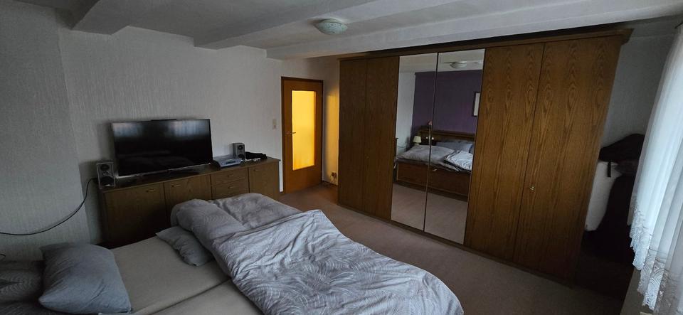 5-Zimmer-Eigentumswohnung mit Doppelhaushälfte-Charakter 5 zimmer