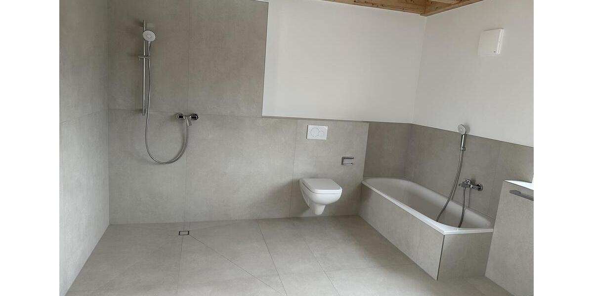 Einfamilienhaus Gießen Wieseck - 2.5 Zimmer, 124 m&sup2;, 1.700&euro; | Angebot:24731741