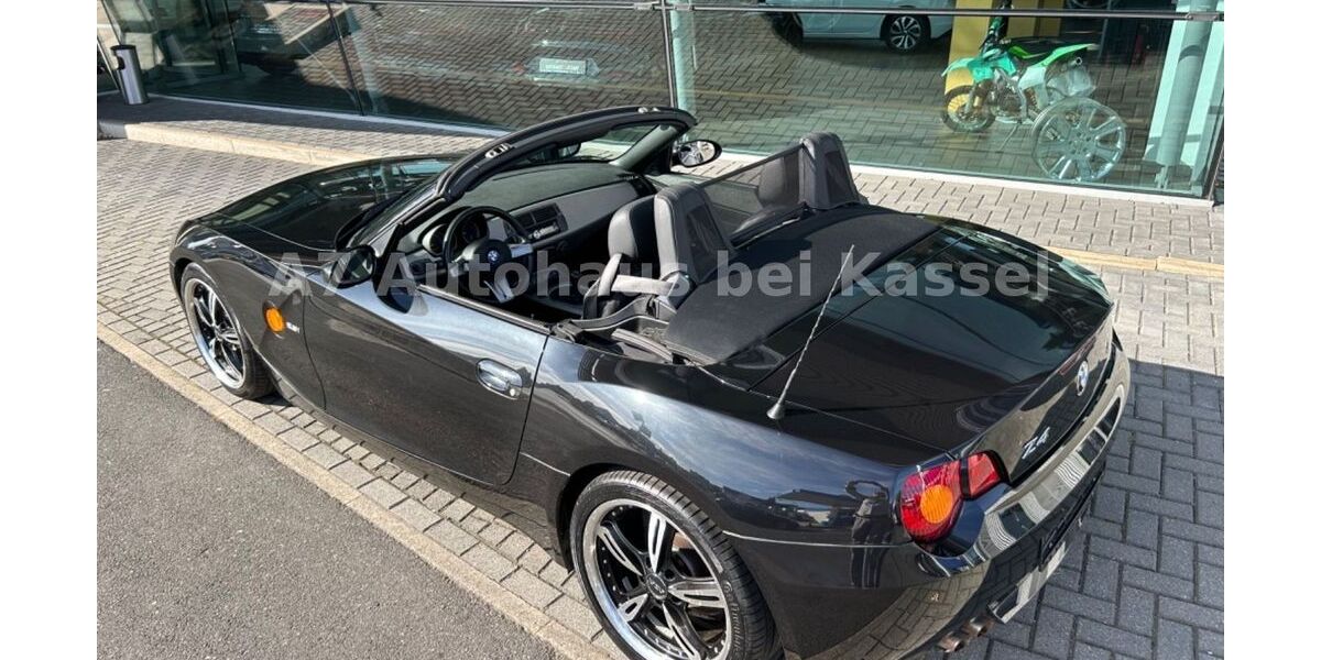 BMW Z4 165.000 km 10.499 &euro; Niestetal bei Kassel 34266