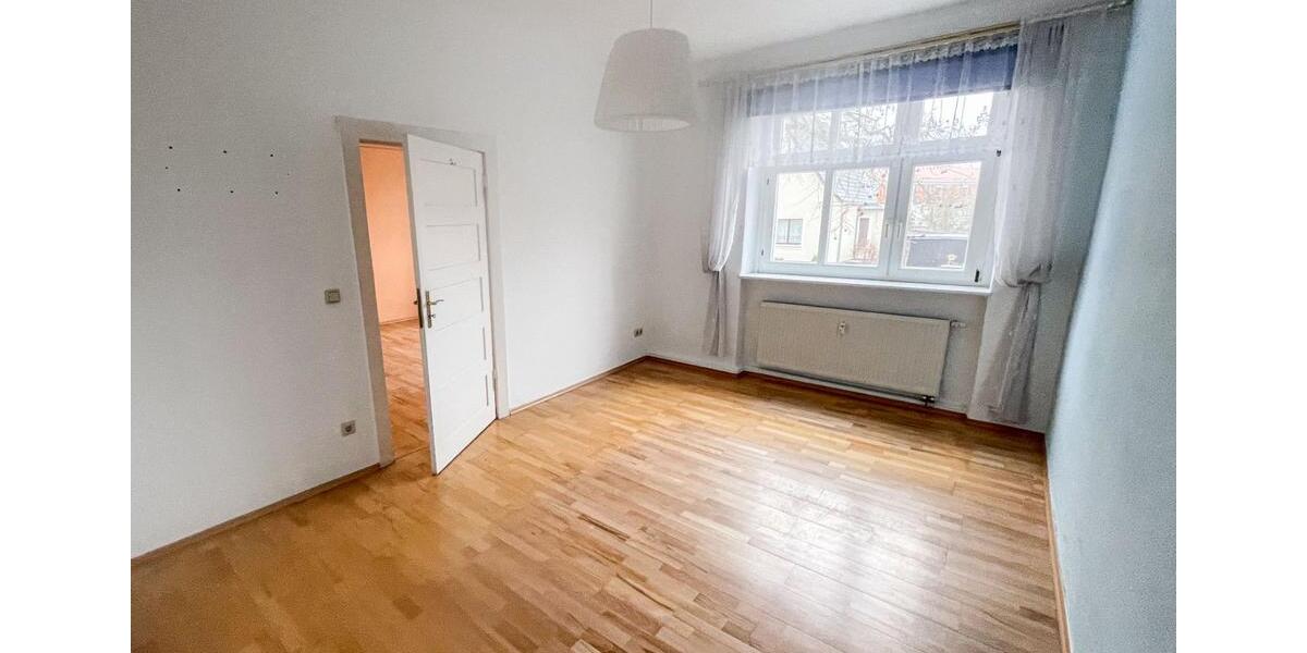 Hochparterre Frankfurt (Oder) - 4 Zimmer, 121 m&sup2;, 290.000&euro; | Angebot:25929448