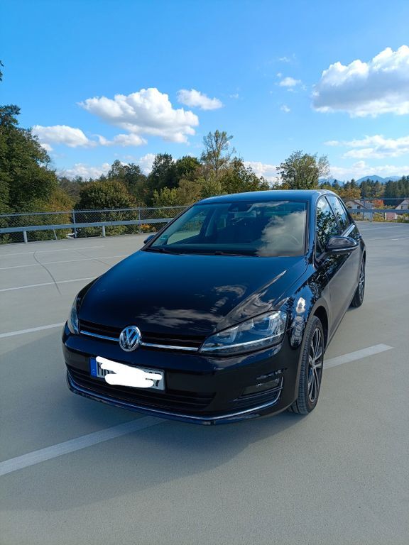 VW Golf 89.000 km 12.499 € Bad Aibling 83043