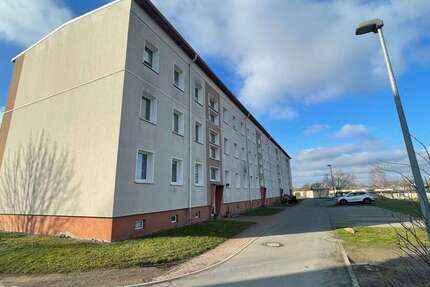 Wohnung zum Mieten in Wittenförden 490 € 61.98 m²