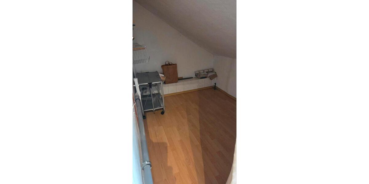 Dachgeschoßwohnung Lahnstein - 2 Zimmer, 45 m&sup2;, 380&euro; | Angebot:24770591