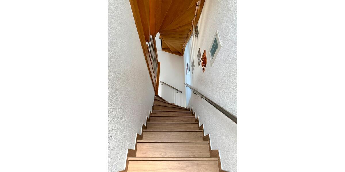 Doppelhaushälfte Butzbach - 6 Zimmer, 140 m&sup2;, 649.000&euro; | Angebot:25419628