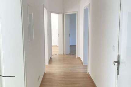 Wohnung Hanau Nordwest - 4 Zimmer, 93 m&sup2;, 985&euro; | Angebot:24746452