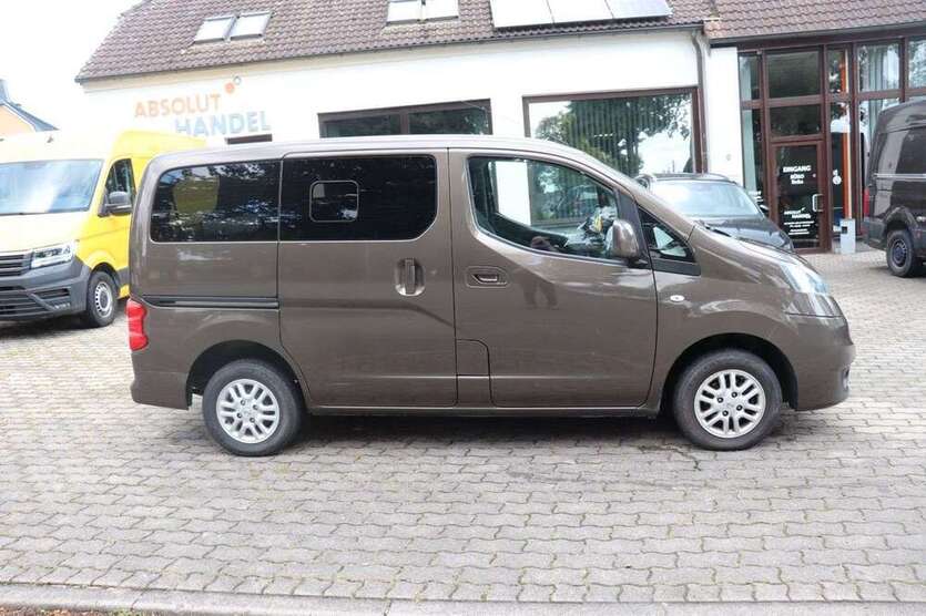 NV200