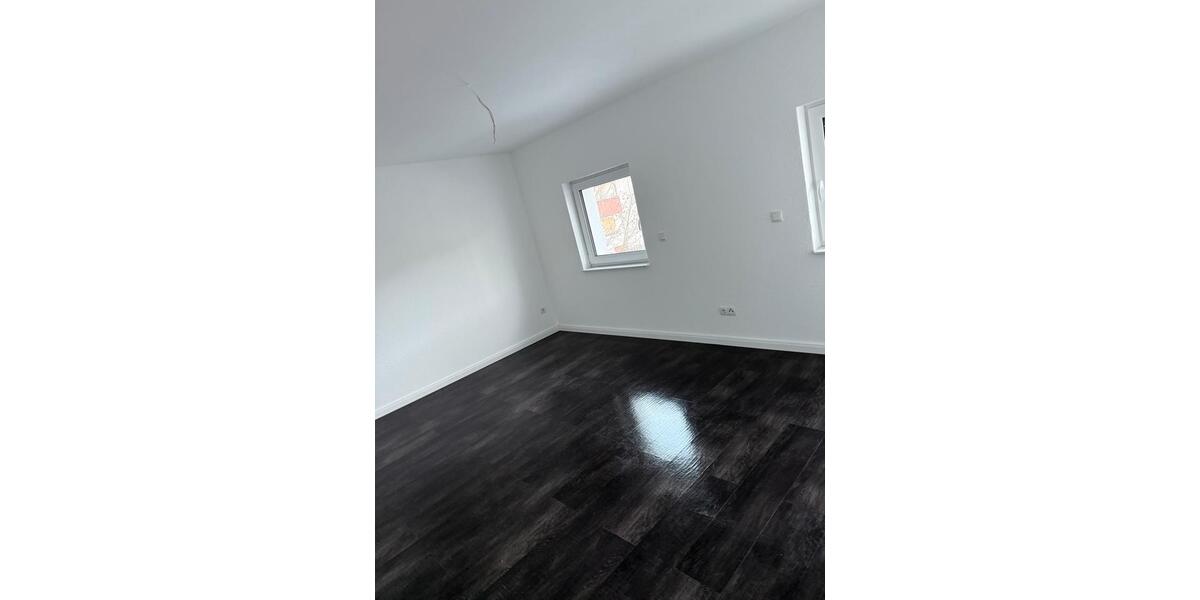 Neu renoviertes Familienhaus in Lohfelden-Vollmarshausen 5 zimmer