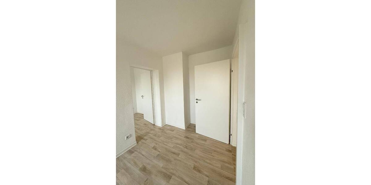 Etagenwohnung Mülsen Mülsen St Jacob - 4 Zimmer, 64 m&sup2;, 405&euro; | Angebot:26863597