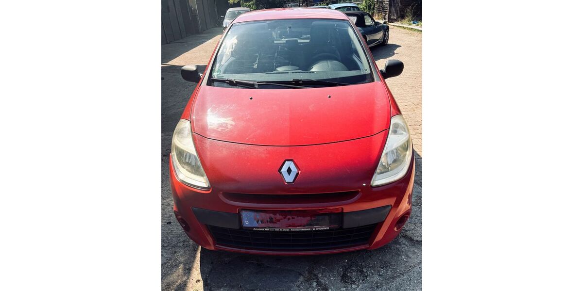 Renault Clio 189.000 km 2.500 &euro; Dormi 91077
