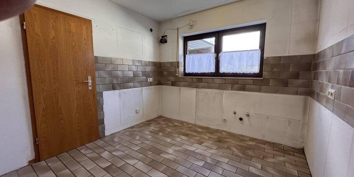 Einfamilienhaus Ellwangen - 7 Zimmer, 167 m&sup2;, 455.000&euro; | Angebot:26167080