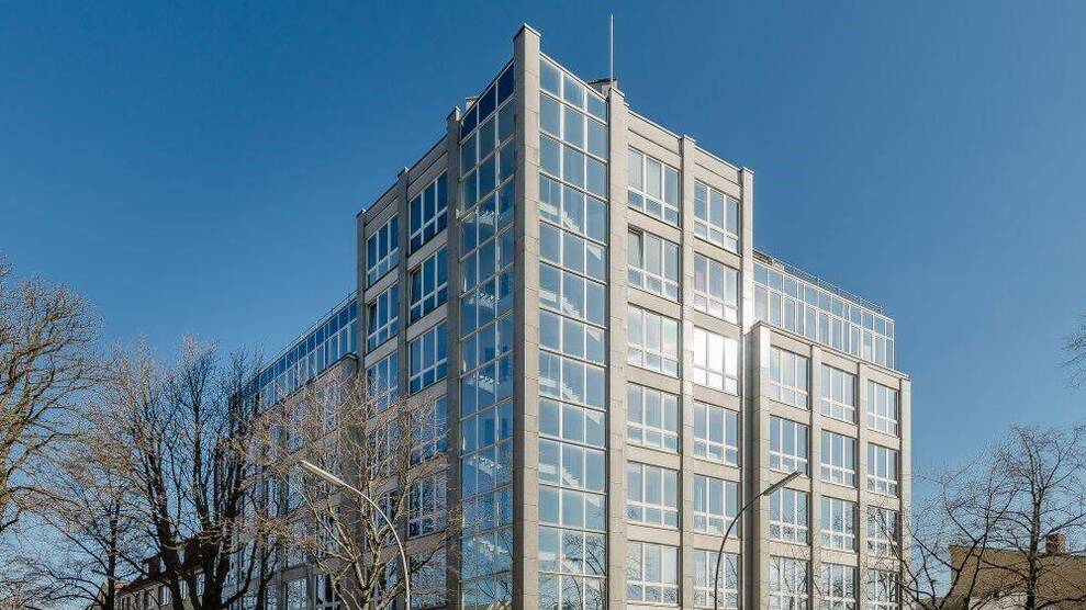 Modernes Büro mit Dachterrasse in Reinickendorf - All-in-Miete