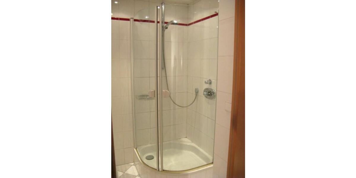 Gewerbeobjekt Kahl am Main - 2 Zimmer, 65 m&sup2;, 660&euro; | Angebot:23864611