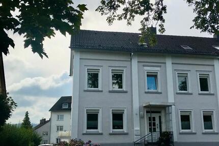 schöne Zweizimmerwohnung im Zweifamilienhaus zimmer