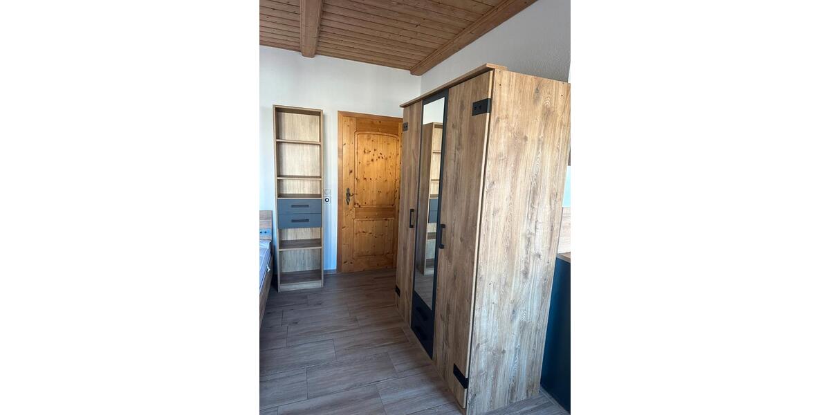 Wohnen auf Zeit Chemnitz Klaffenbach - 1 Zimmer, 20 m&sup2;, 350&euro; | Angebot:26354750