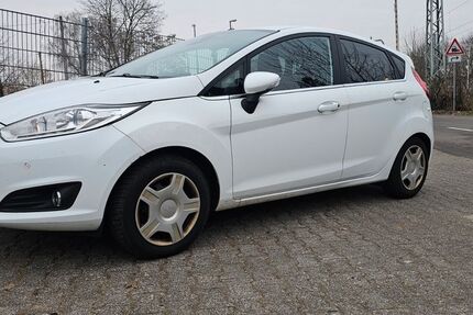 Ford Fiesta 201.733 km 4.000 &euro; Wiesbaden 65201