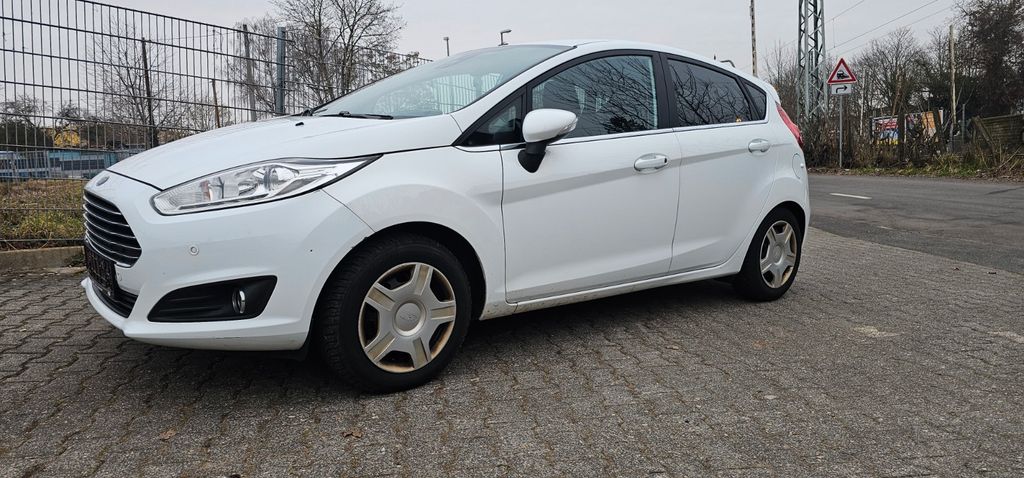 Ford Fiesta 201.733 km 4.000 &euro; Wiesbaden 65201