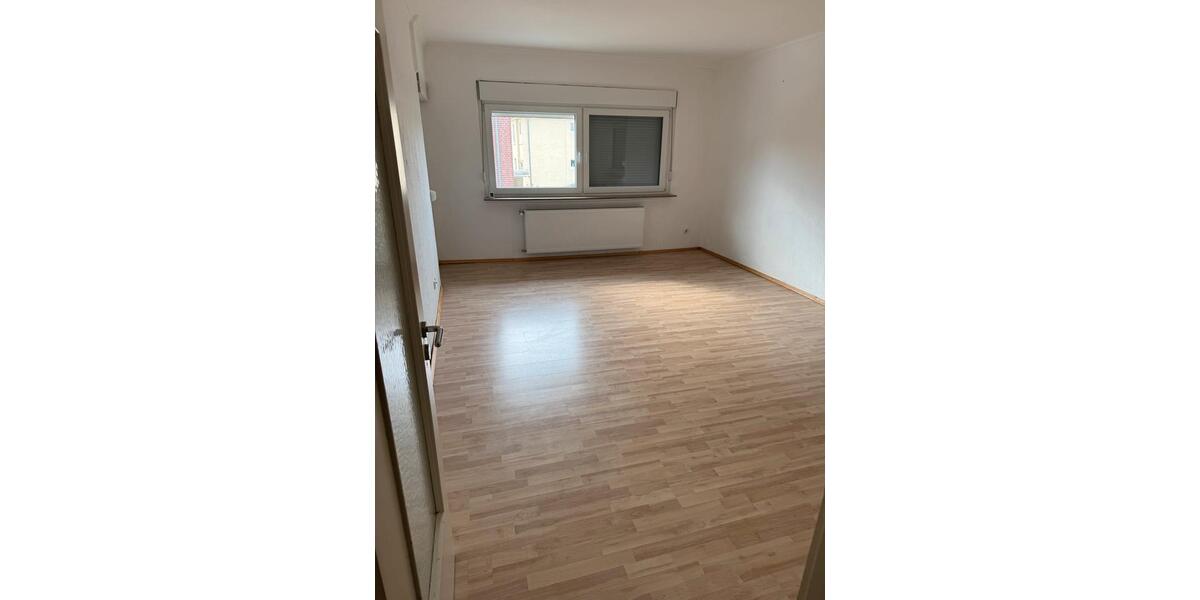 Etagenwohnung Minden Kuhlenkamp - 4 Zimmer, 85 m&sup2;, 950&euro; | Angebot:26347683