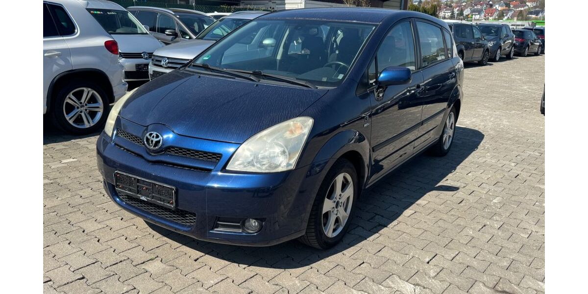 Toyota Corolla Verso 180.000 km 2.750 &euro; Erbach bei Ulm 89155