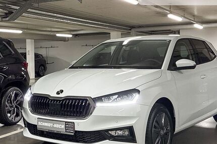 Skoda Fabia 8.500 km 24.980 &euro; Bremen 28207