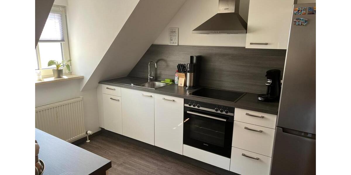 Dachgeschoßwohnung Schwandorf - 2 Zimmer, 65 m&sup2;, 698&euro; | Angebot:26403648