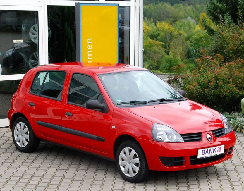 Renault Clio 146.250 km 1.890 € Dornburg - Camburg 07774