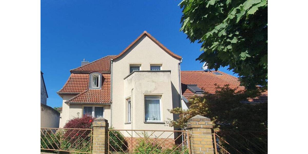 Doppelhaushälfte Bad Schmiedeberg - 4 Zimmer, 104 m&sup2;, 109.000&euro; | Angebot:25665773