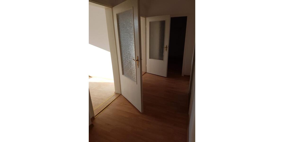 Etagenwohnung Werdau - 5 Zimmer, 116 m&sup2;, 370.000&euro; | Angebot:26136343
