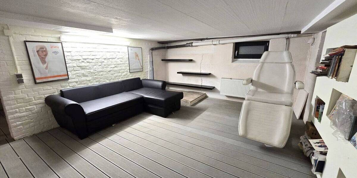 Einfamilienhaus Eschwege - 5 Zimmer, 200 m&sup2;, 770.000&euro; | Angebot:25735921