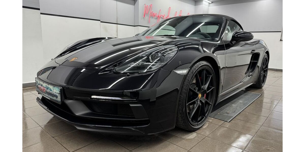 Porsche Boxster 32.627 km 75.990 &euro; München 81243