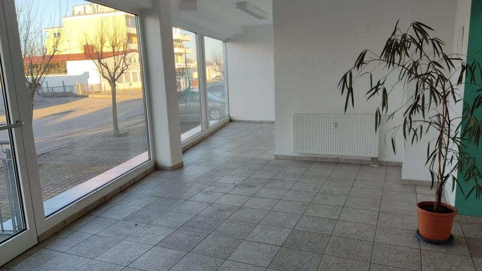 Gewerbeobjekt Königsbrunn - 2.300&euro; | Angebot:24966234