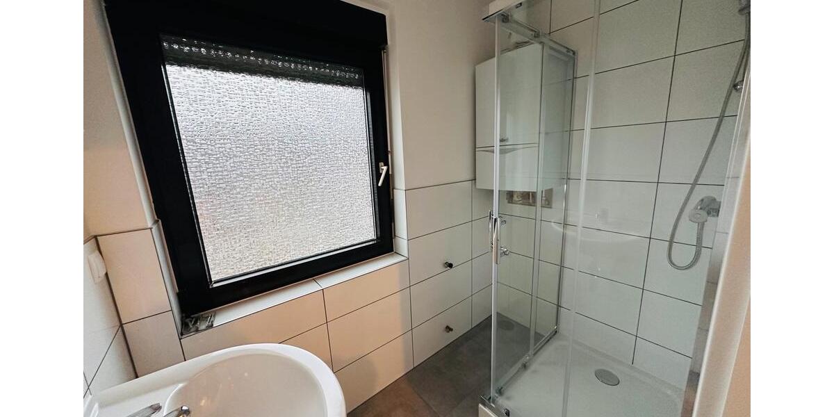 Dachgeschoßwohnung Eschweiler - 2 Zimmer, 68 m&sup2;, 715&euro; | Angebot:26378946